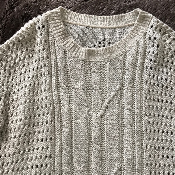 Long White Knitted Sweater - Picture 4 of 4